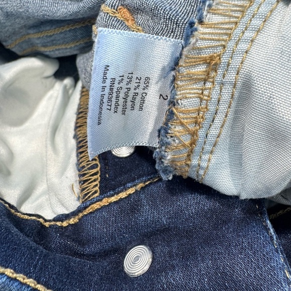 A.N.A. A New Approach High Rise Skinny Jeans | Size 2 - Picture 4 of 4